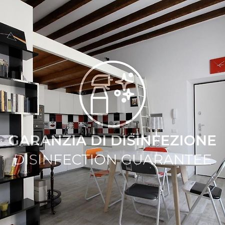 Italianway-Canonica 34 Milan Luaran gambar
