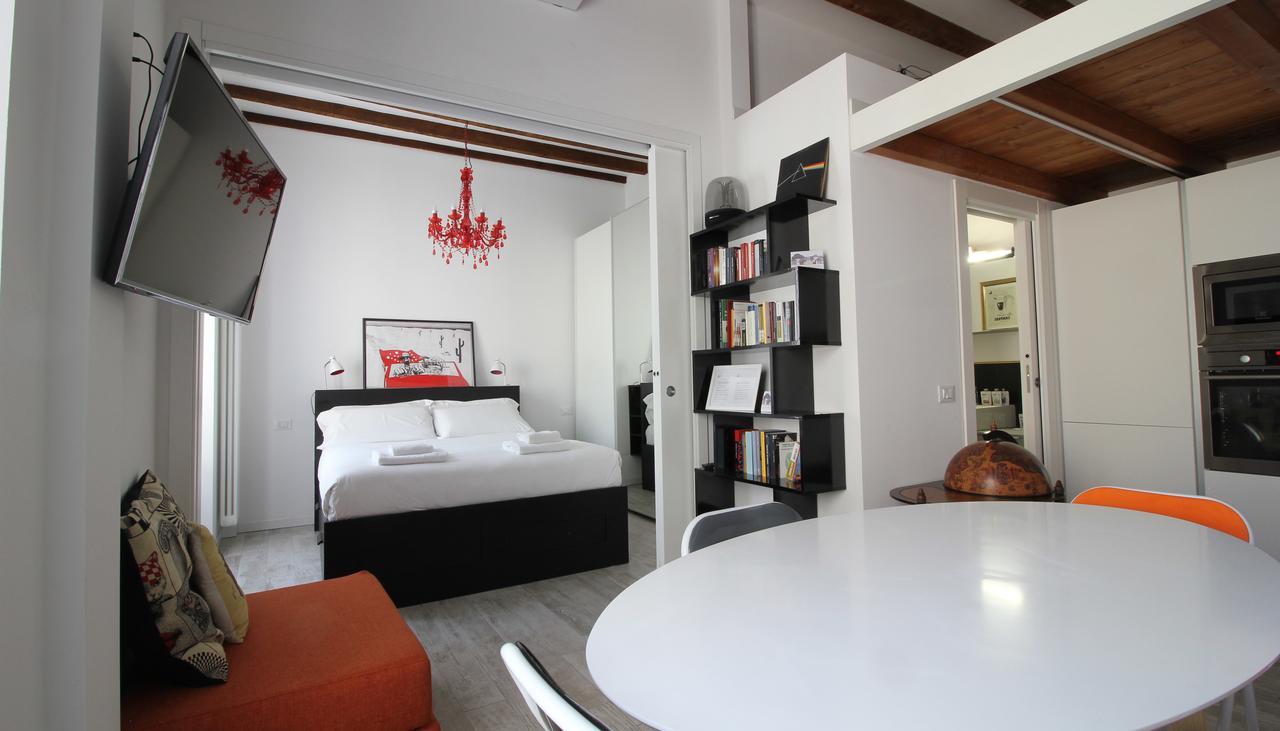 Italianway-Canonica 34 Milan Luaran gambar