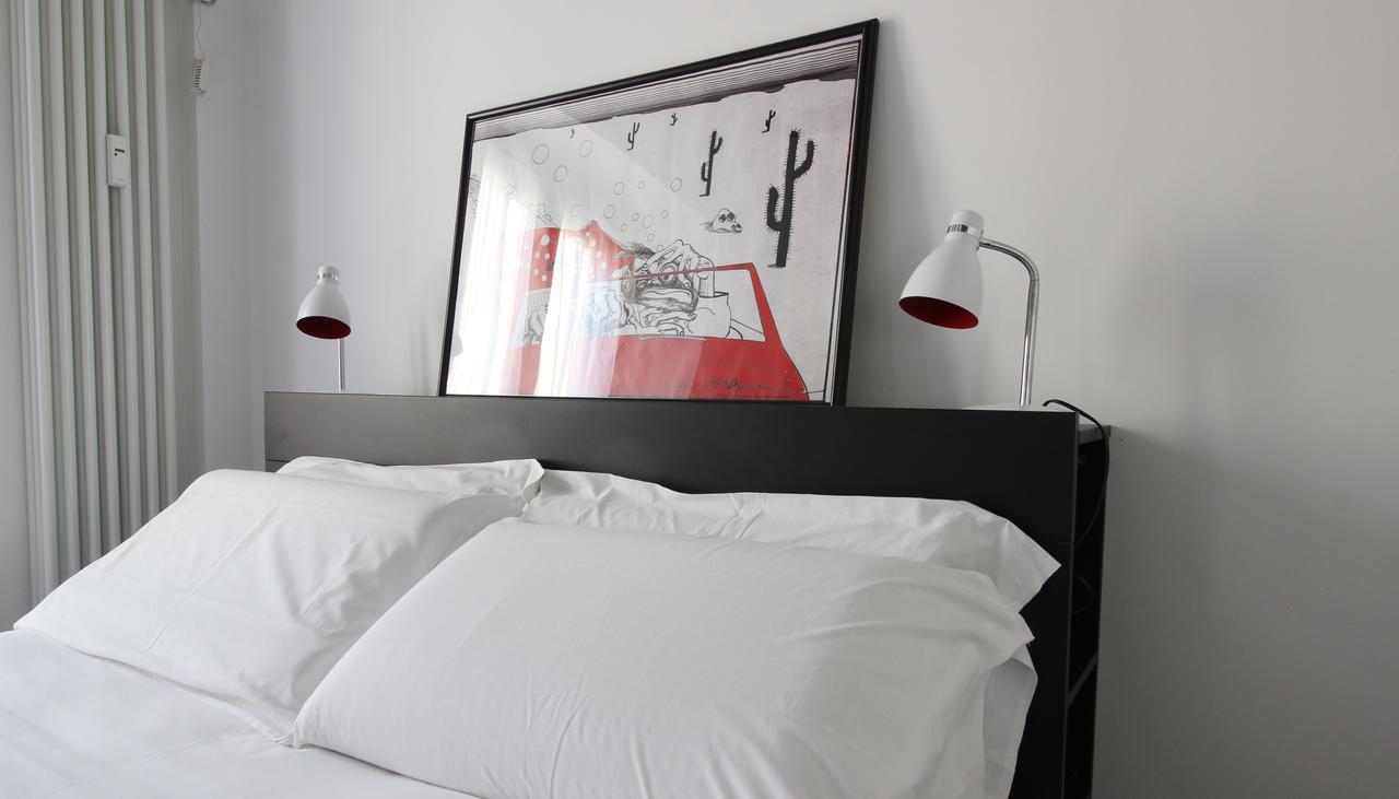 Italianway-Canonica 34 Milan Luaran gambar