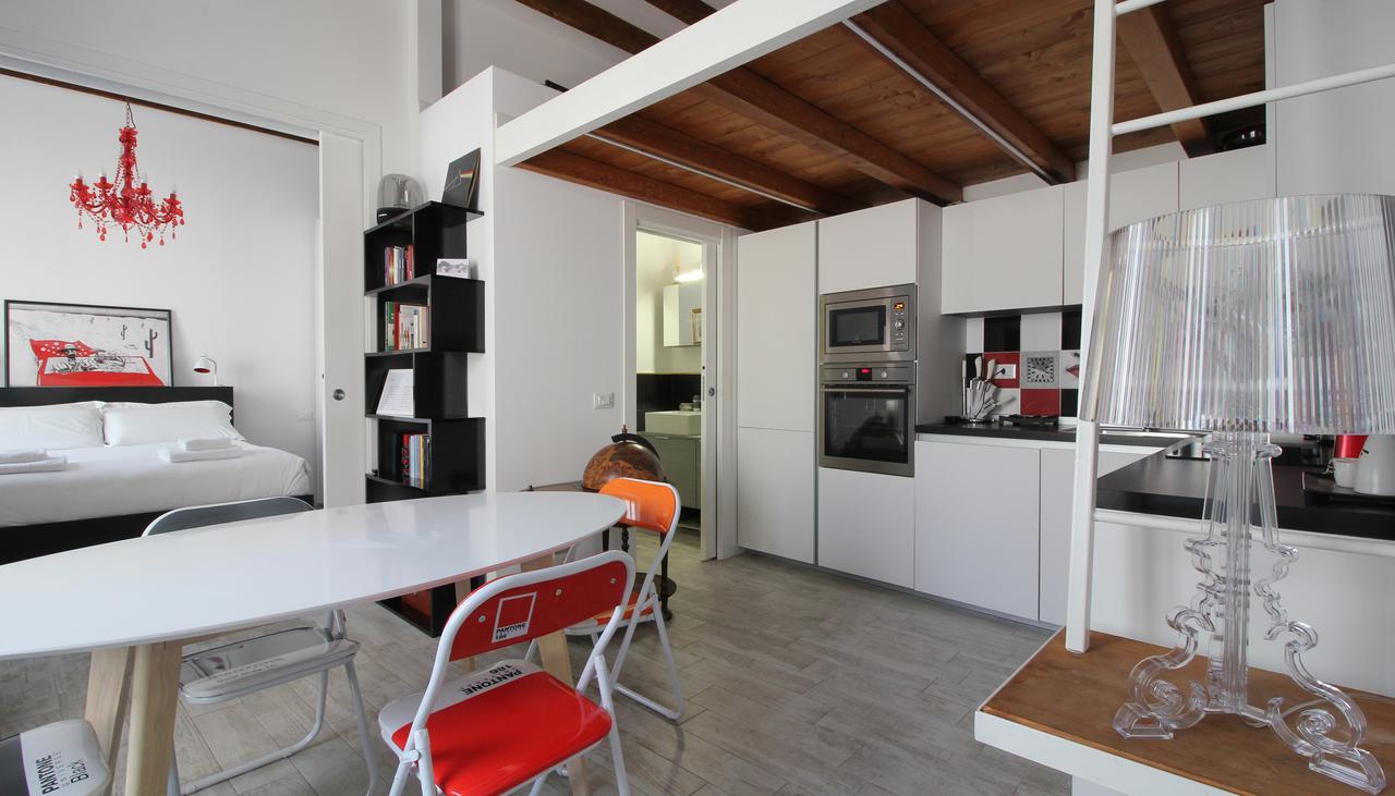 Italianway-Canonica 34 Milan Luaran gambar